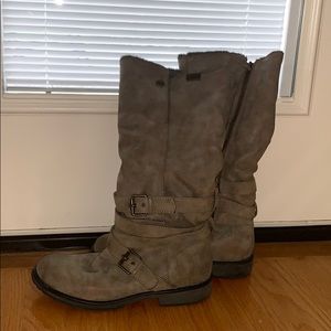 Roxy Boots